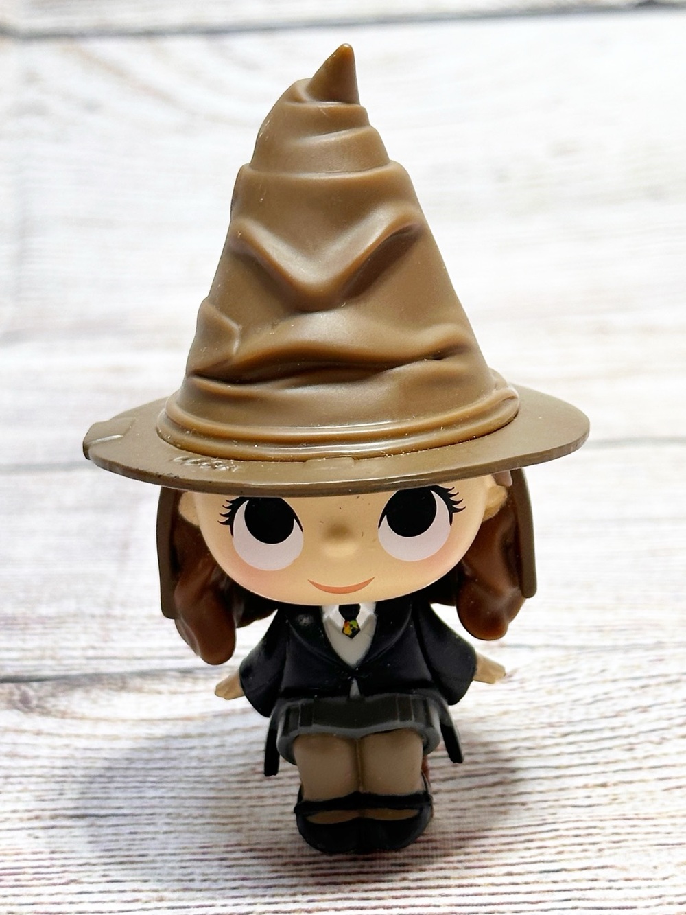 Funko Mystery Minis - HARRY POTTER - HERMIONE GRANGER Sorting Hat Vinyl Figure